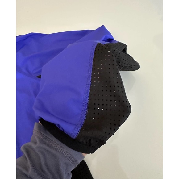 Women XL Fila stylish windbreaker running jacket loose travel lightweight mesh - Picture 3 of 10